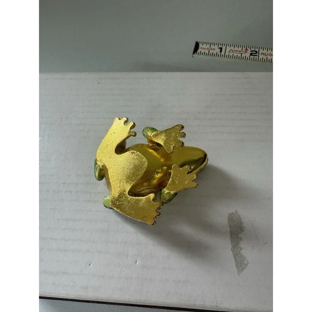 Gorgeous Green Enamel Frog Trinket Box - Jeweled Gold Tone w/ Magnetic Closure